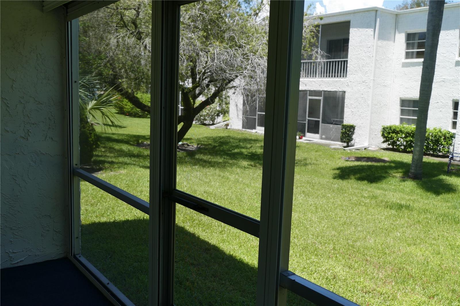 Image 7 of 19 For 205 Mcmullen Booth Road 203