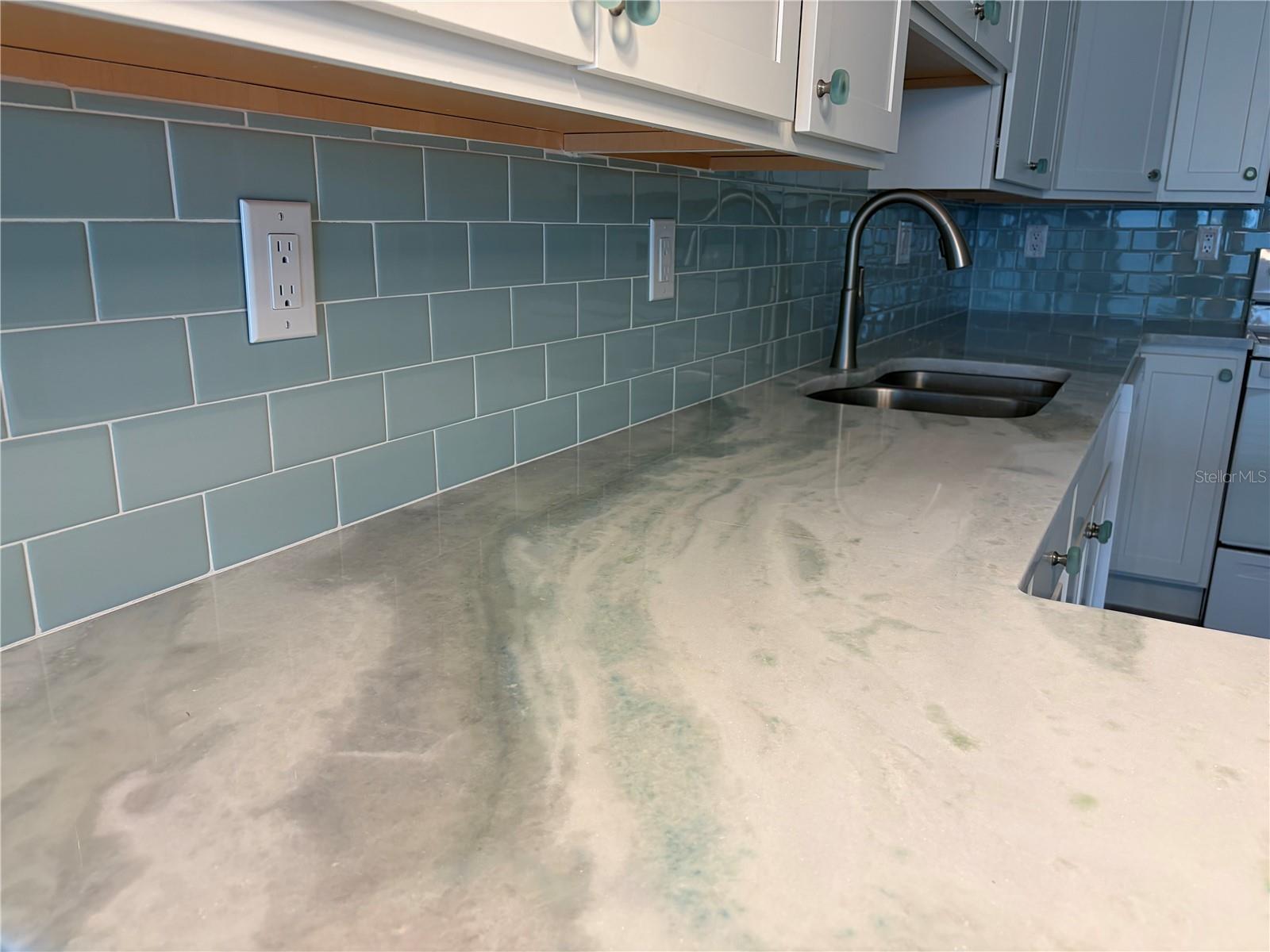 Image 6 of 26 For 450 Treasure Island Causeway 105