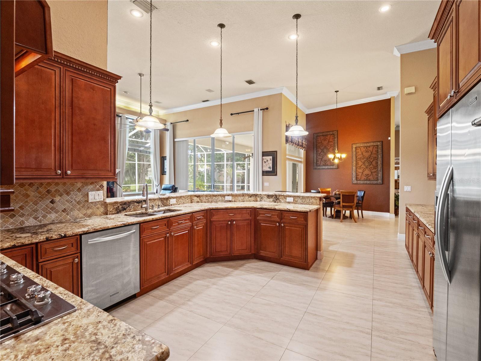 Image 15 of 66 For 5021 Wesley Drive