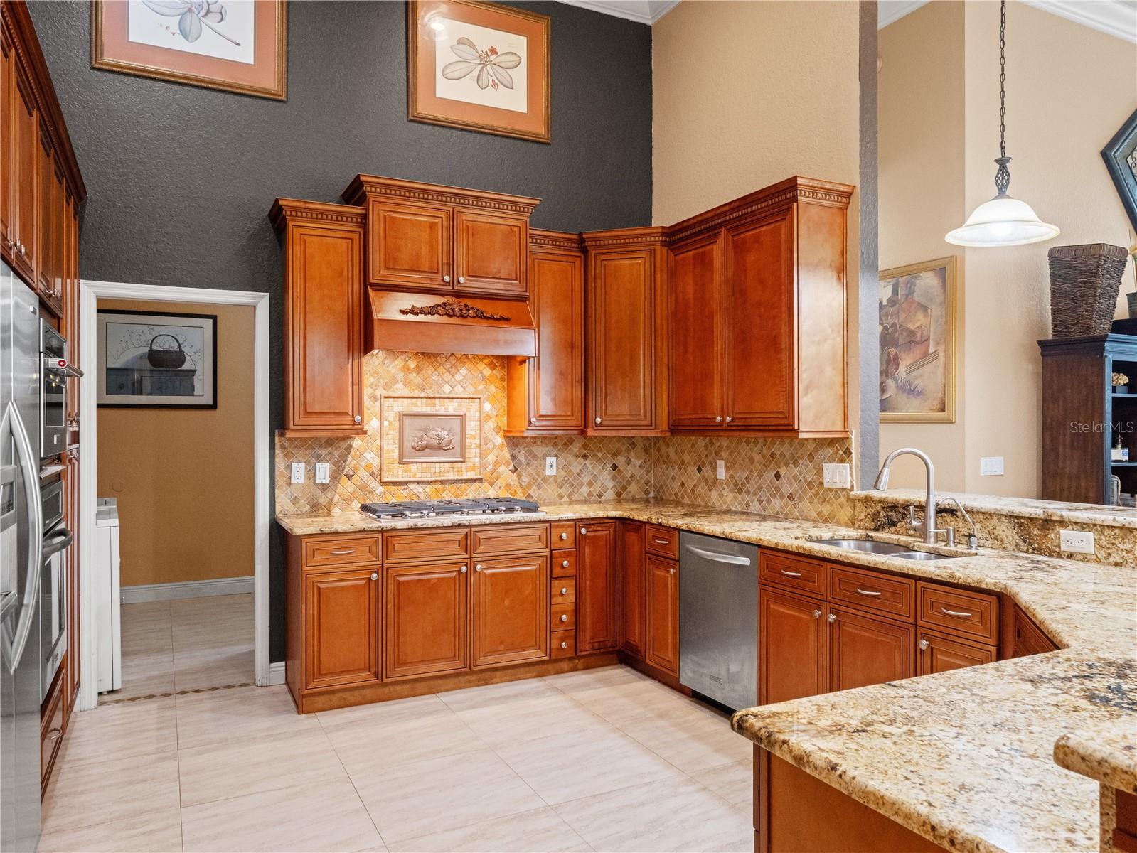 Image 17 of 66 For 5021 Wesley Drive