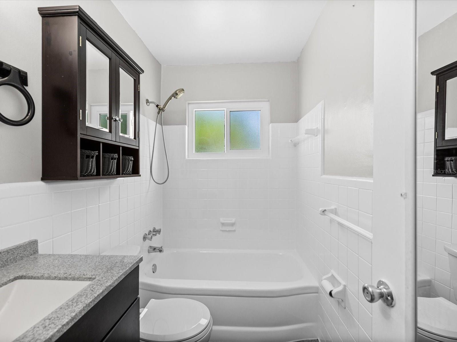 Image 14 of 31 For 1485 Prescott Avenue