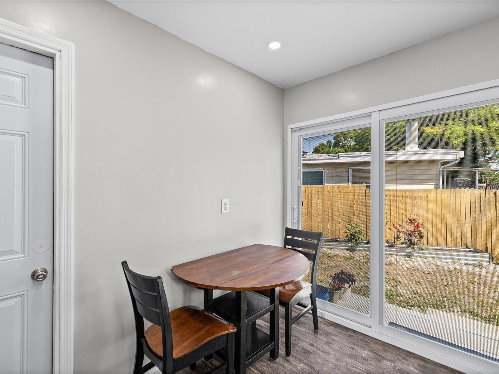 Image 7 of 31 For 1485 Prescott Avenue