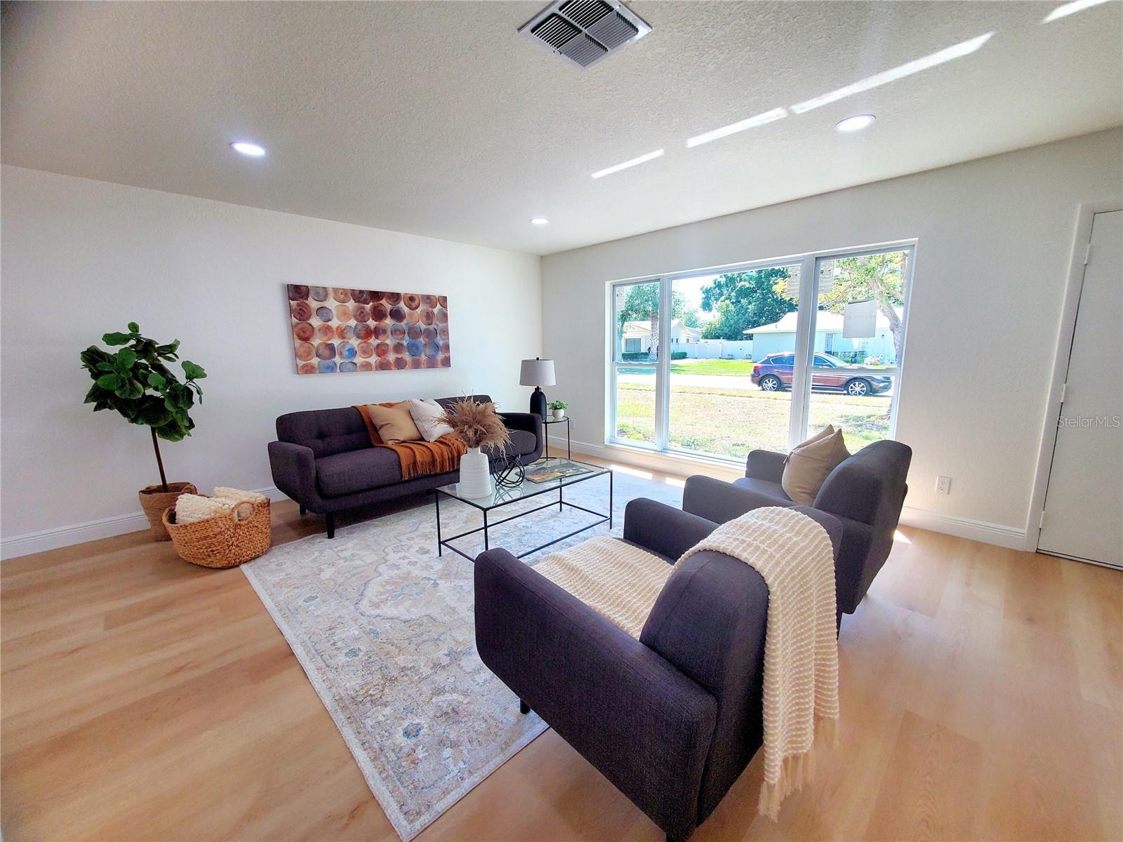 Image 10 of 54 For 835 Anchorage Lane