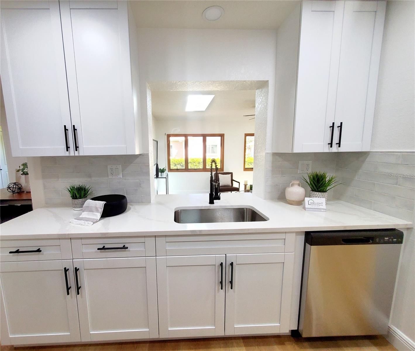 Image 14 of 54 For 835 Anchorage Lane