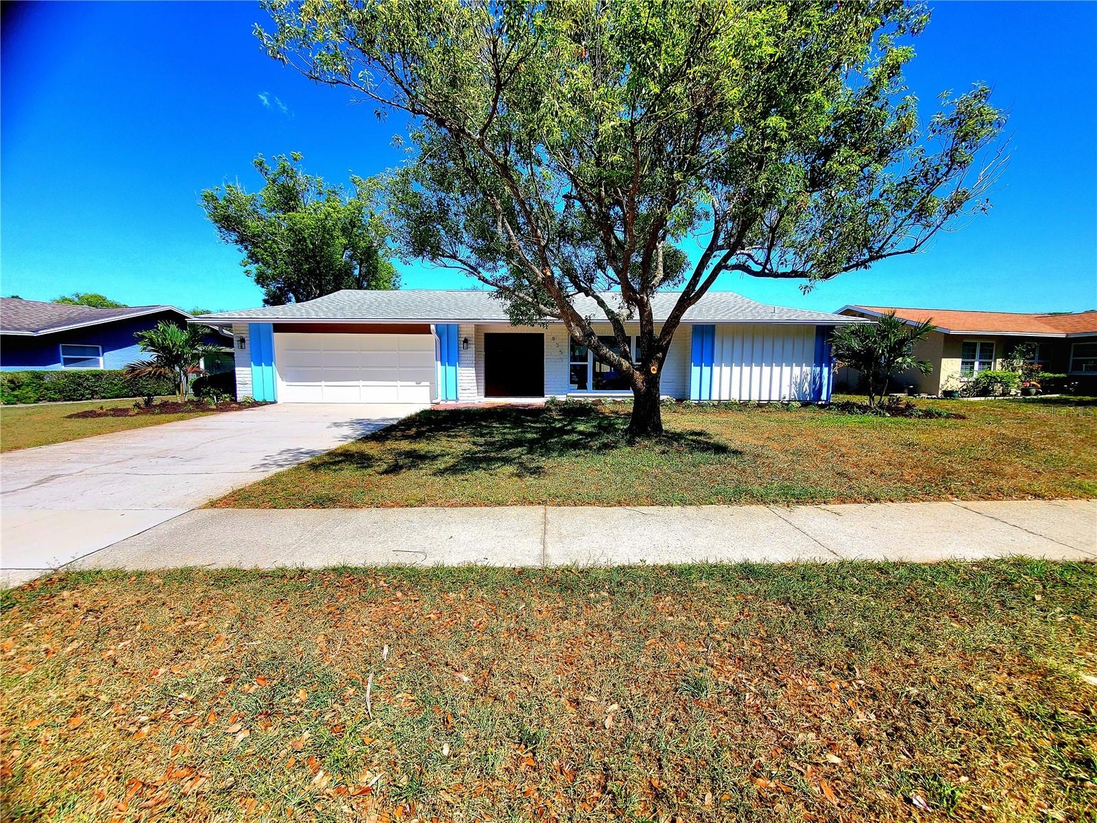 Image 2 of 54 For 835 Anchorage Lane