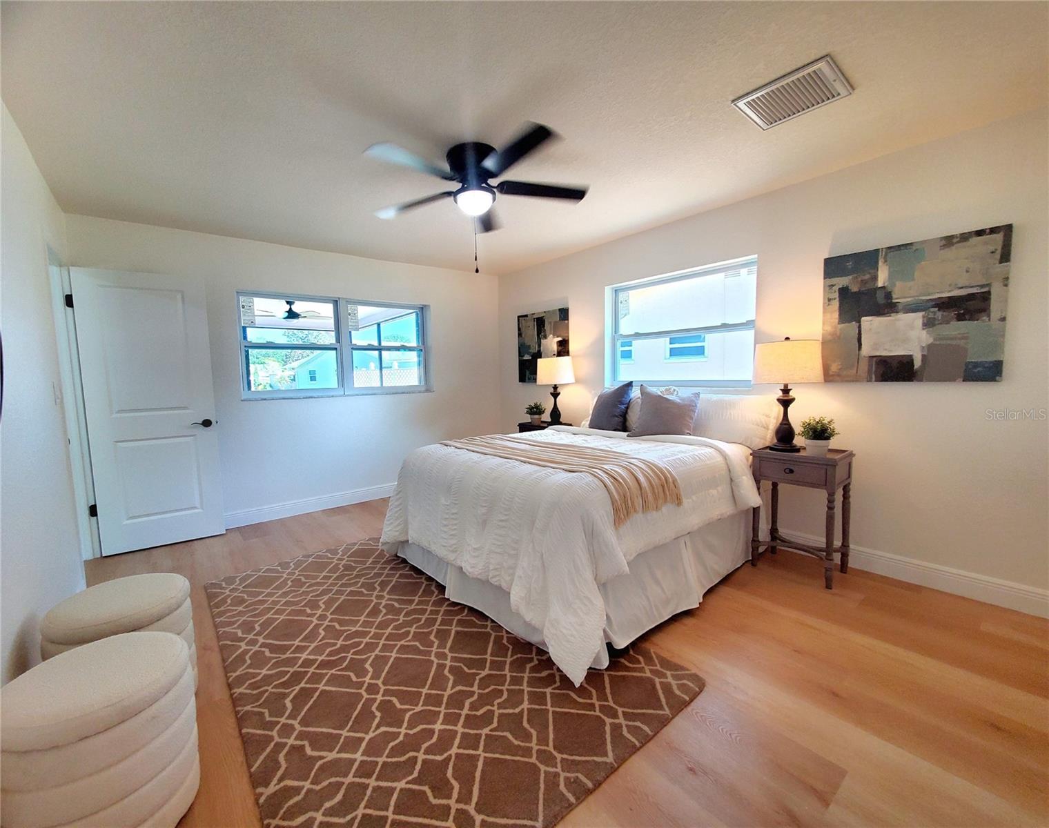 Image 24 of 54 For 835 Anchorage Lane