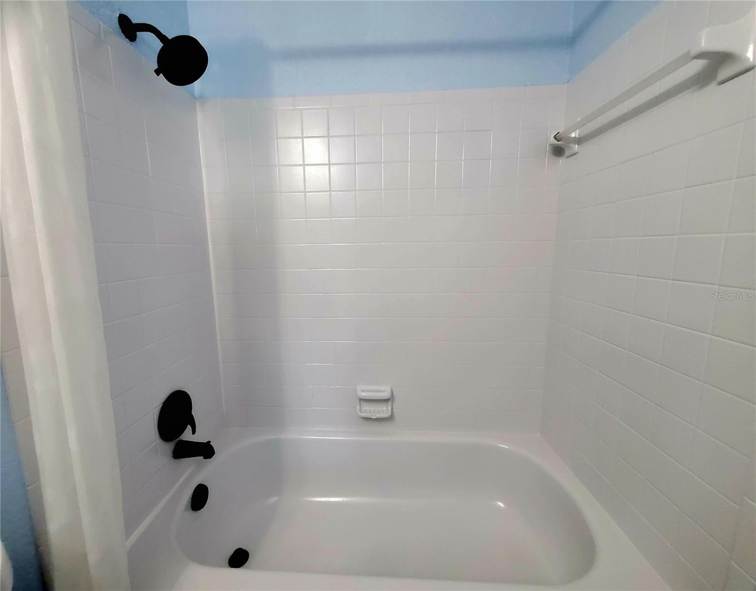 Image 33 of 54 For 835 Anchorage Lane