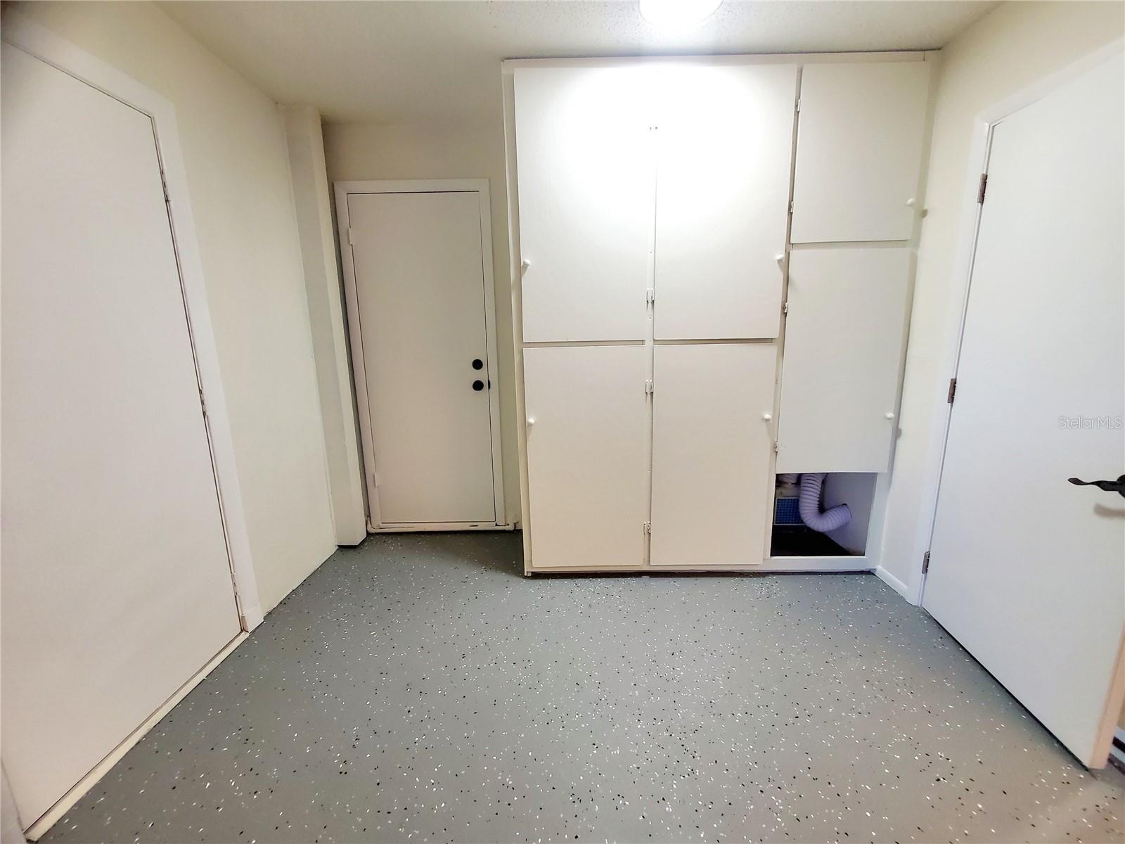 Image 43 of 54 For 835 Anchorage Lane