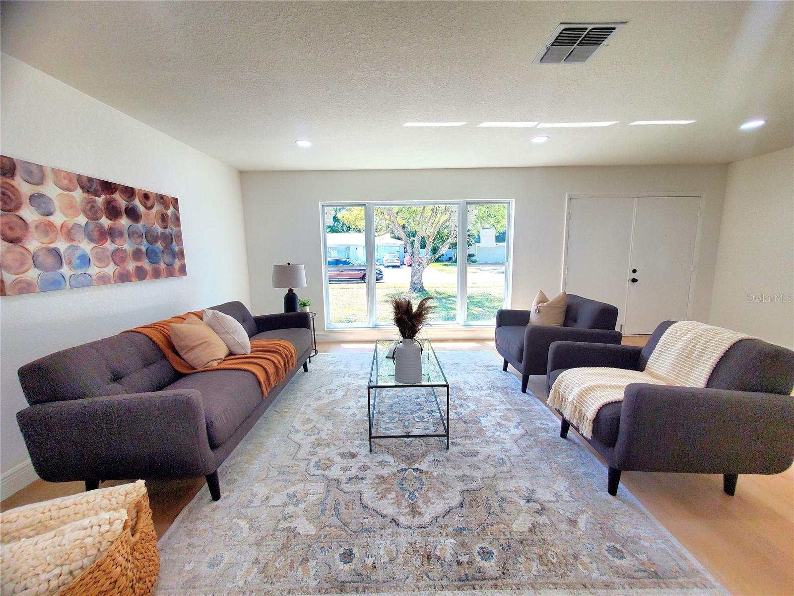 Image 6 of 54 For 835 Anchorage Lane