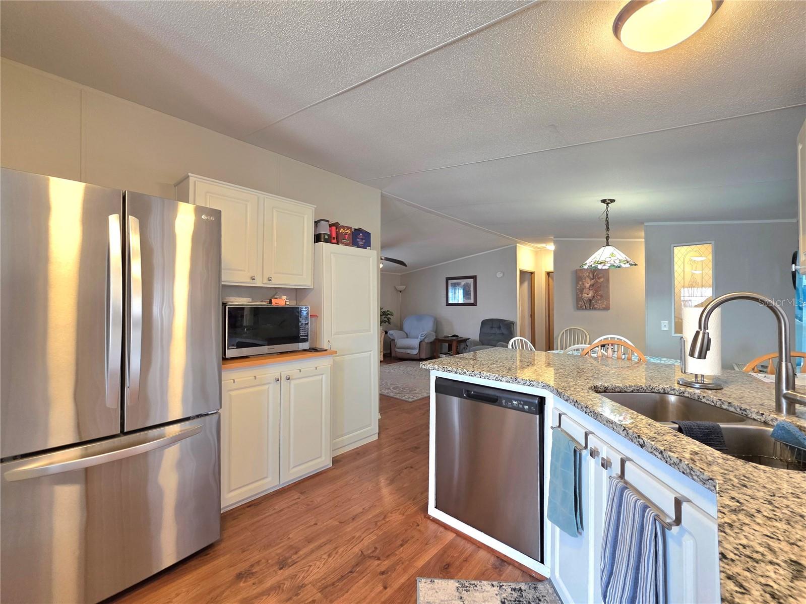 Image 17 of 72 For 36743 Tara Avenue