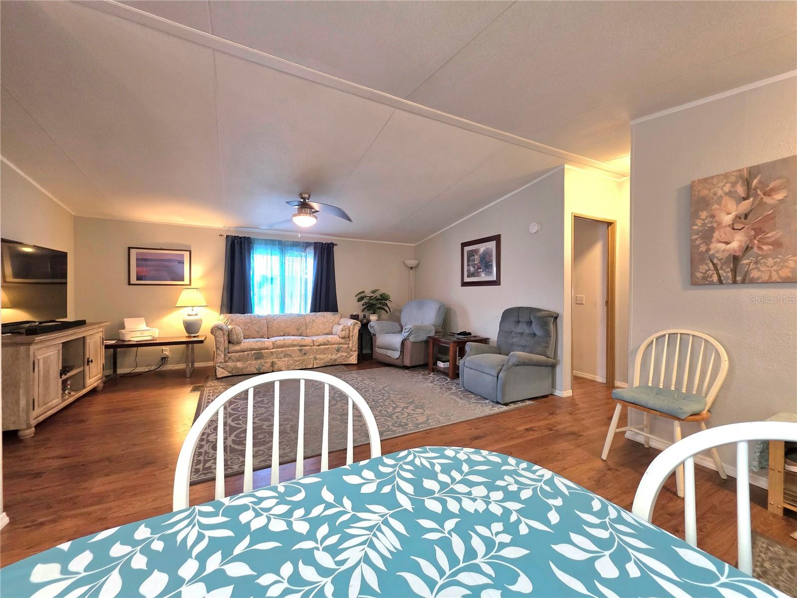 Image 20 of 72 For 36743 Tara Avenue