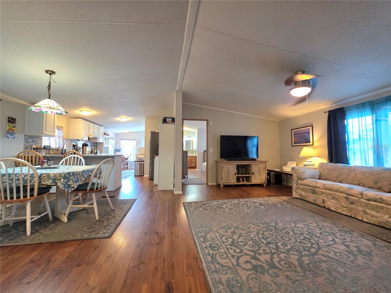 Image 22 of 72 For 36743 Tara Avenue