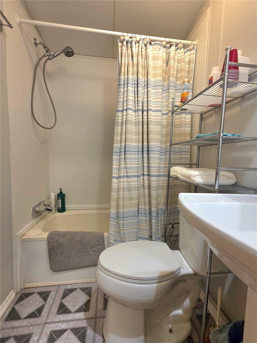 Image 32 of 72 For 36743 Tara Avenue