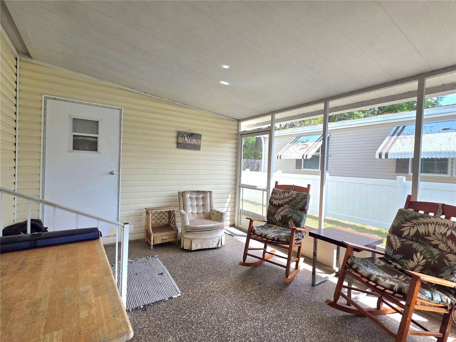 Image 39 of 72 For 36743 Tara Avenue