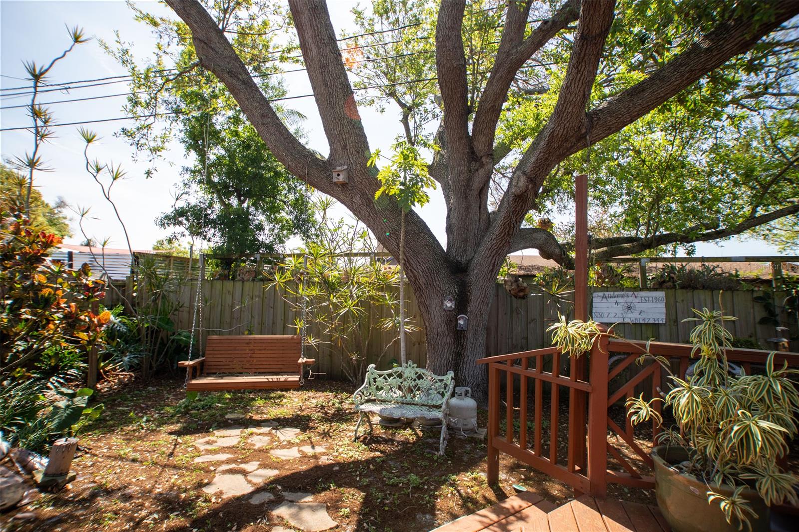 Image 20 of 21 For 989 8th Avenue Ne