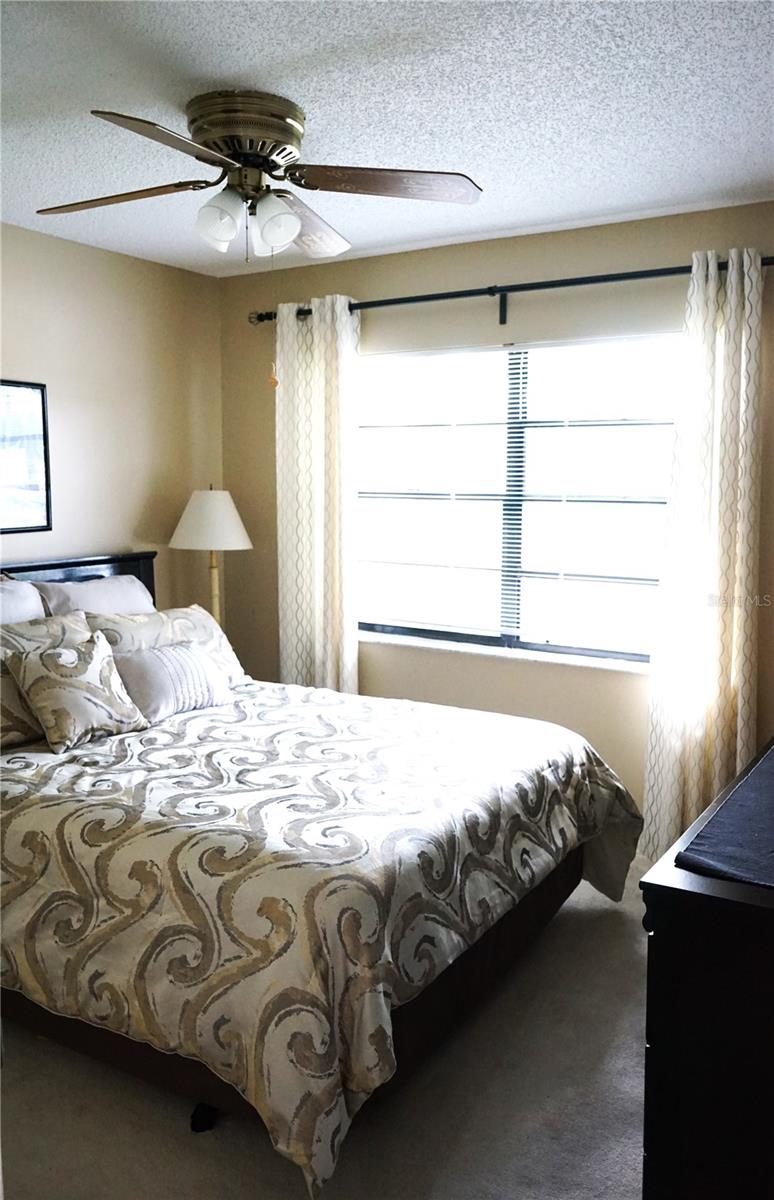 Image 15 of 44 For 2102 Hereford Drive 513