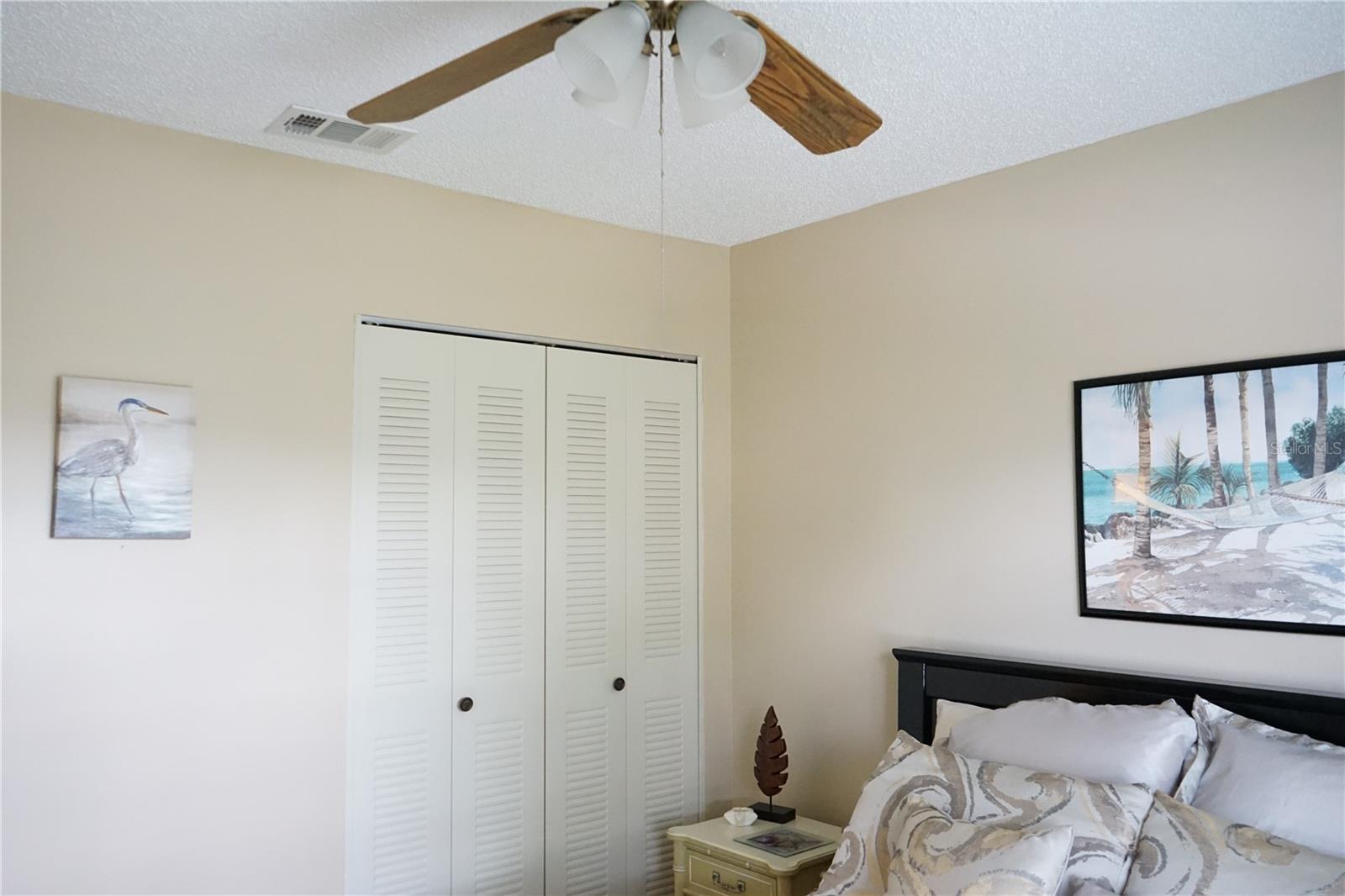 Image 16 of 44 For 2102 Hereford Drive 513