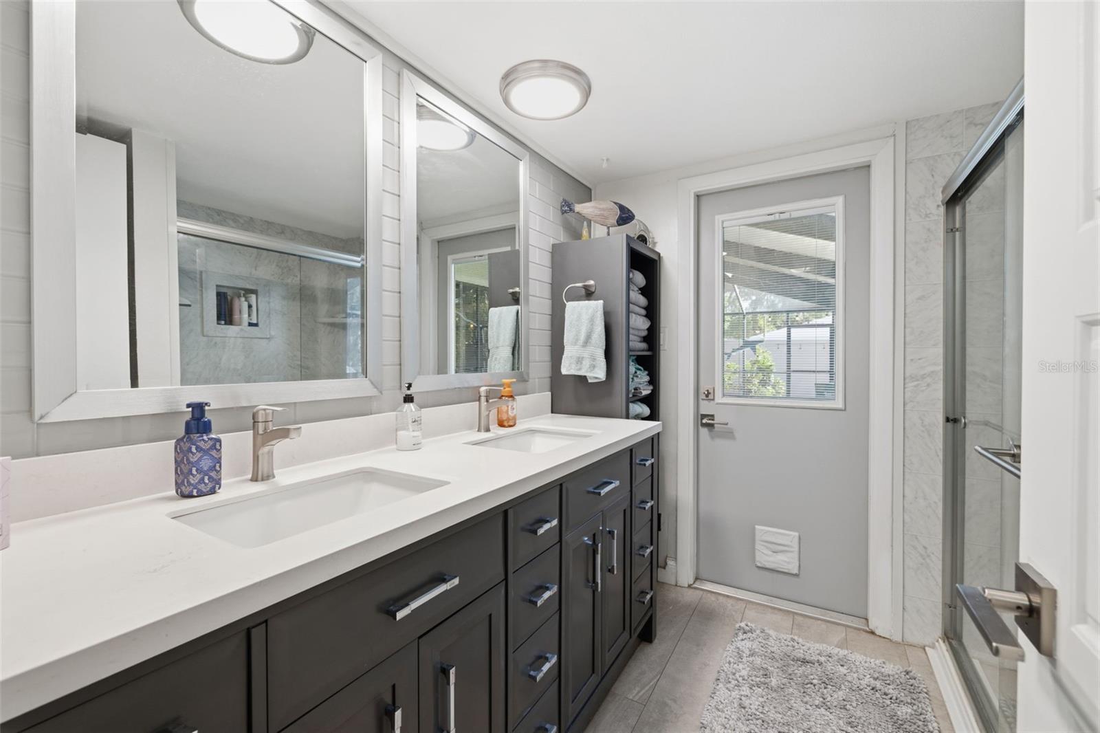 Listing photo id 22 for 2240 Willowbrook Drive