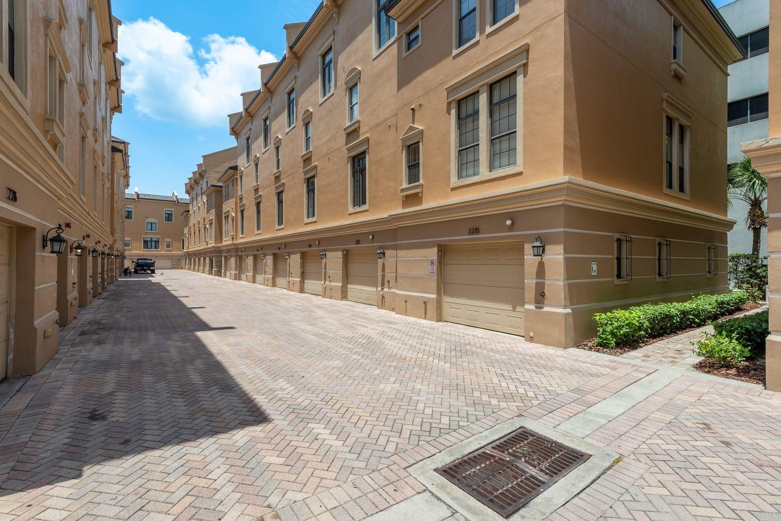 Image 25 of 30 For 2221 Soho Bay Court