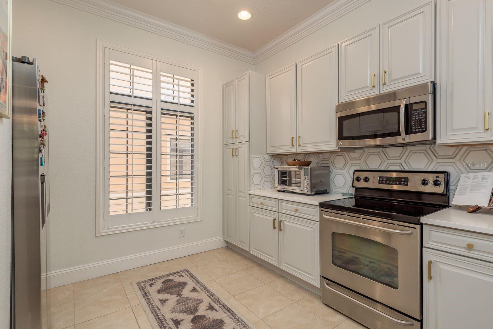 Image 8 of 30 For 2221 Soho Bay Court