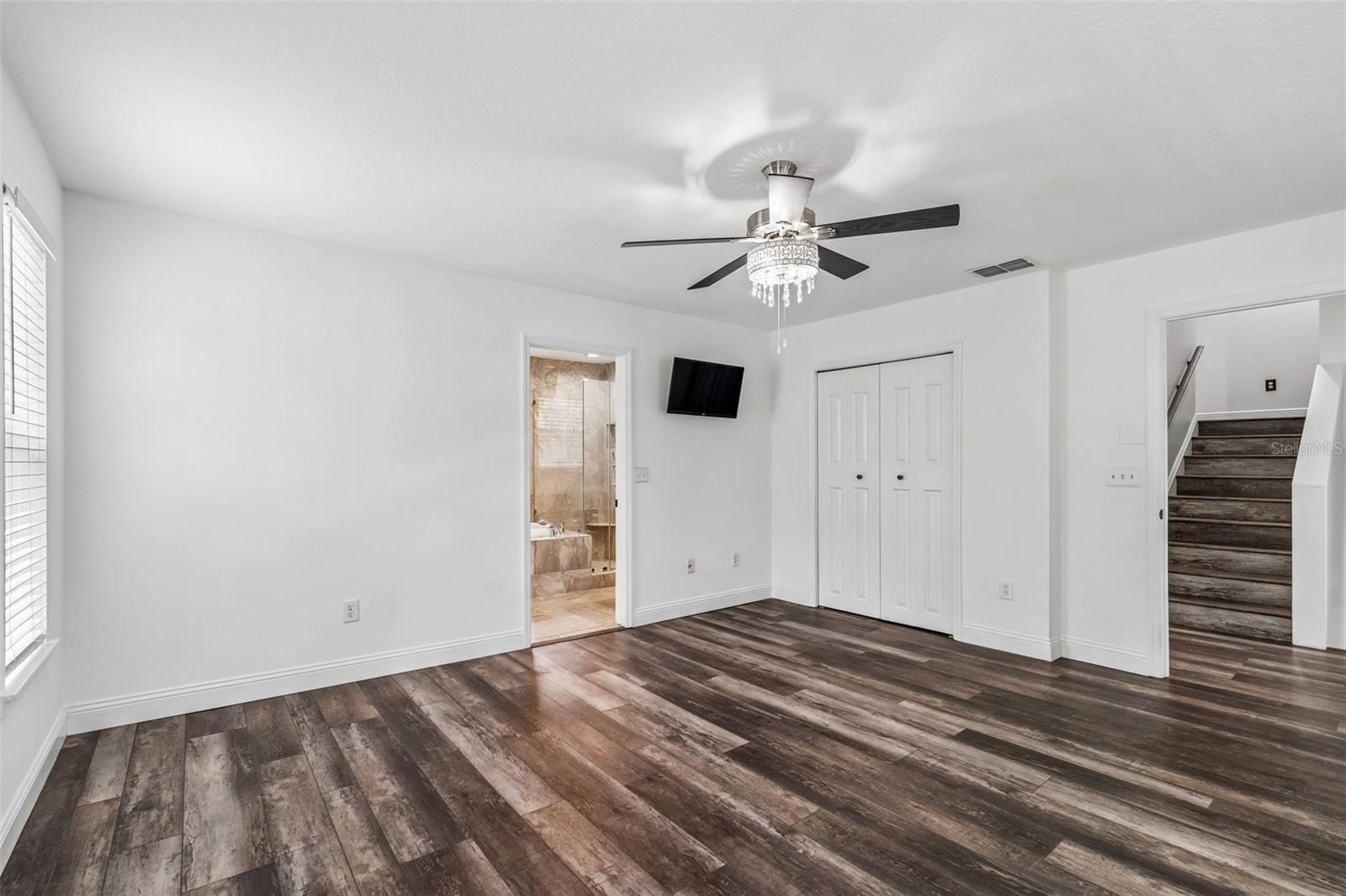 Image 18 of 43 For 2805 Southpointe Lane