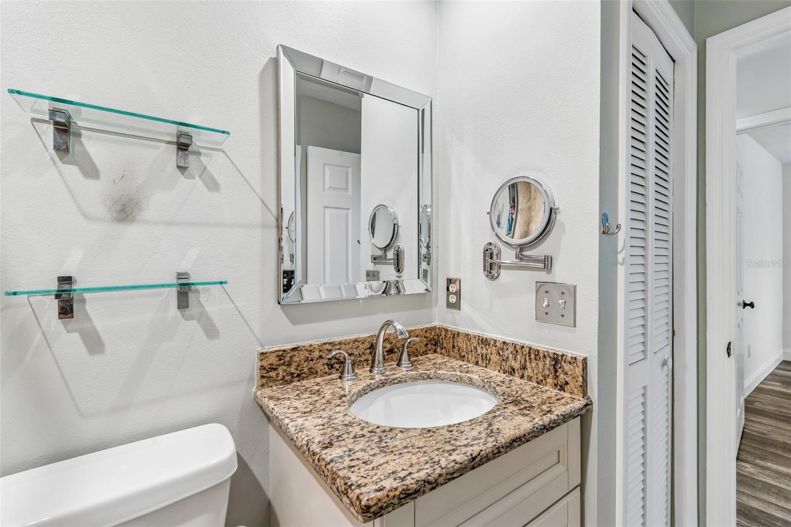 Image 30 of 43 For 2805 Southpointe Lane