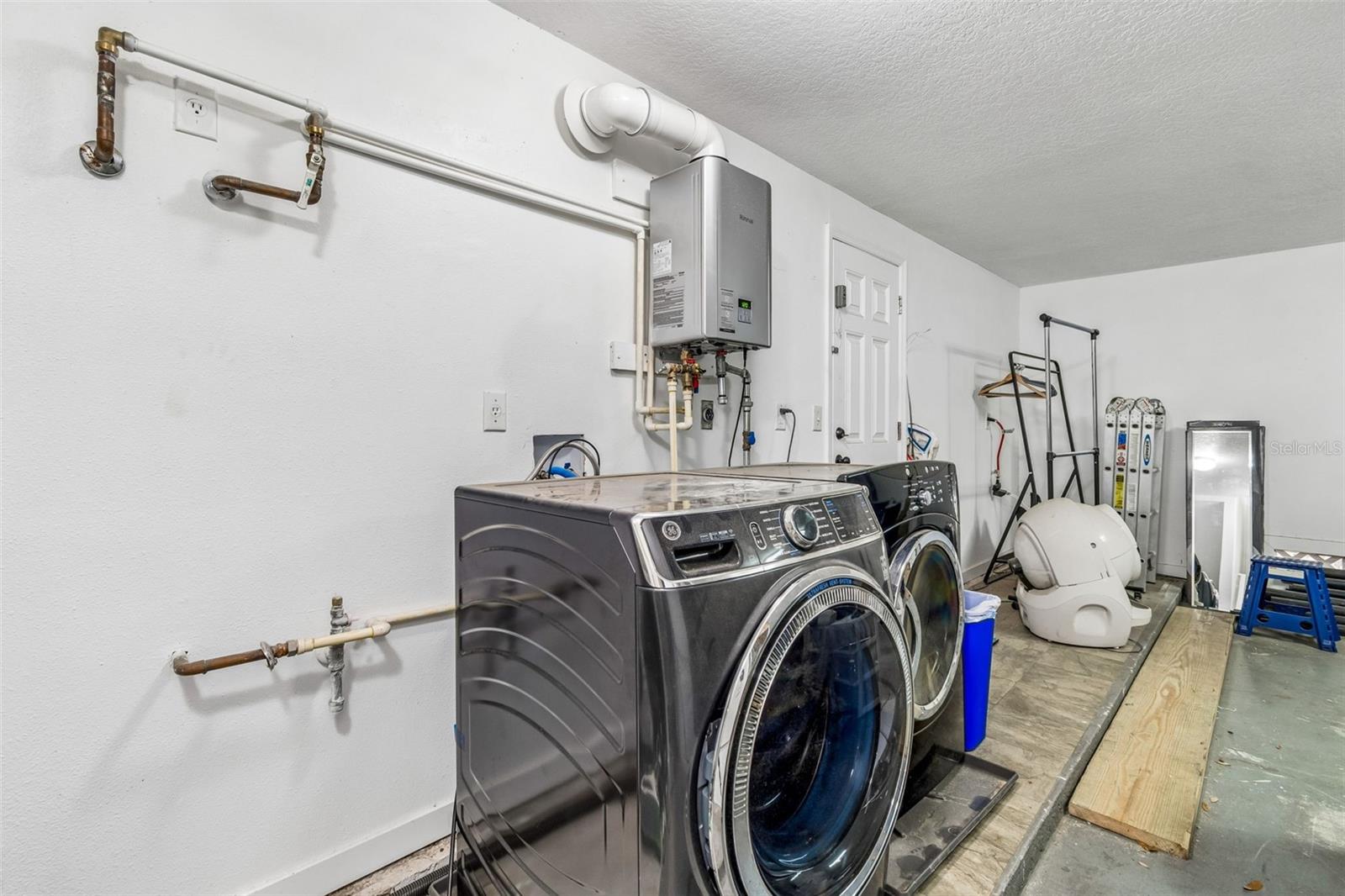 Image 43 of 43 For 2805 Southpointe Lane