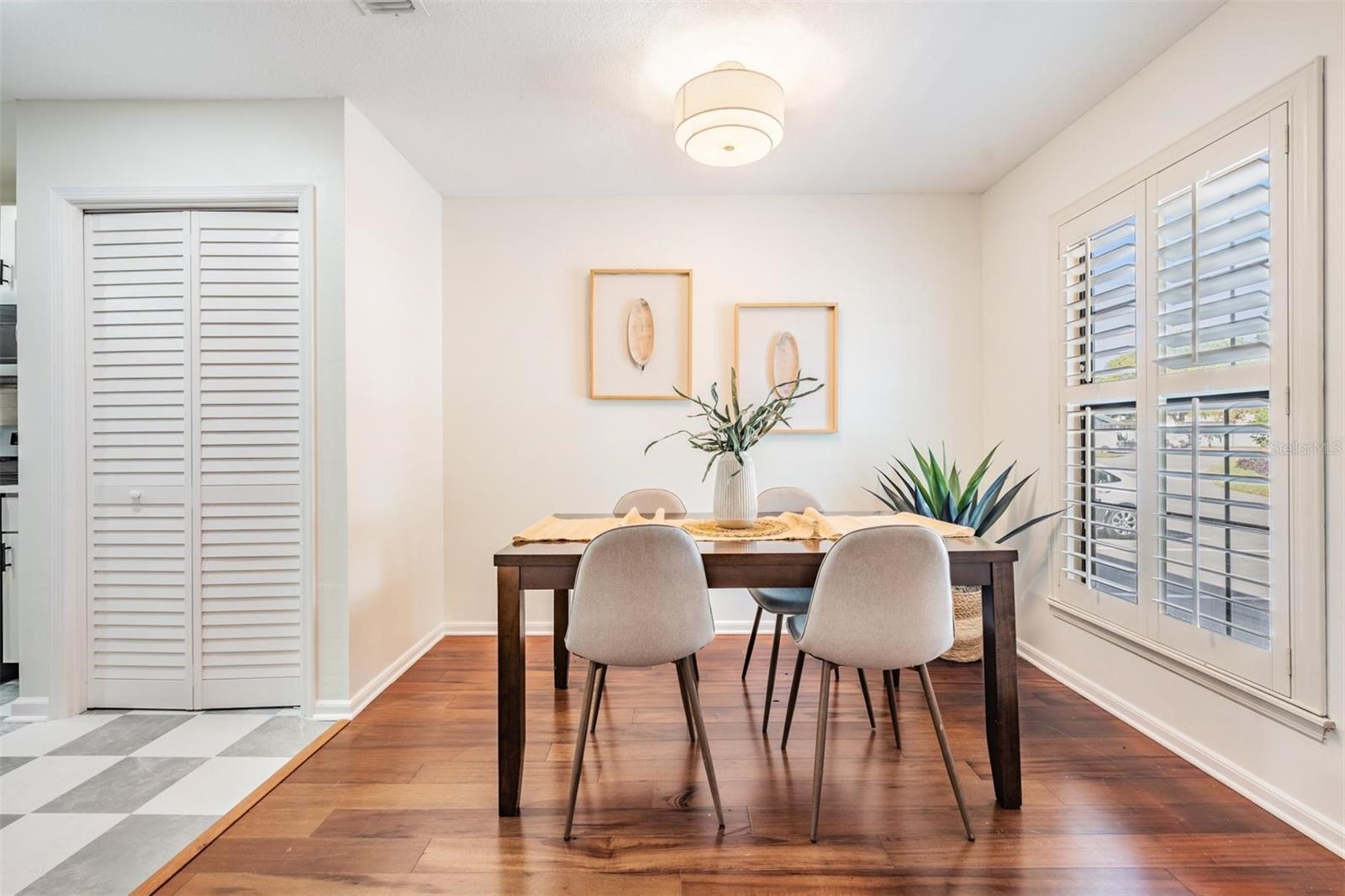 Image 8 of 25 For 14818 Winding Creek Court