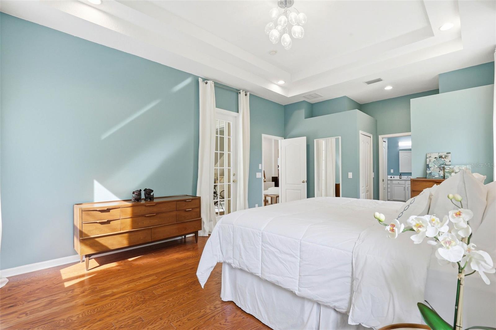 Listing photo id 31 for 8123 Camella Lane