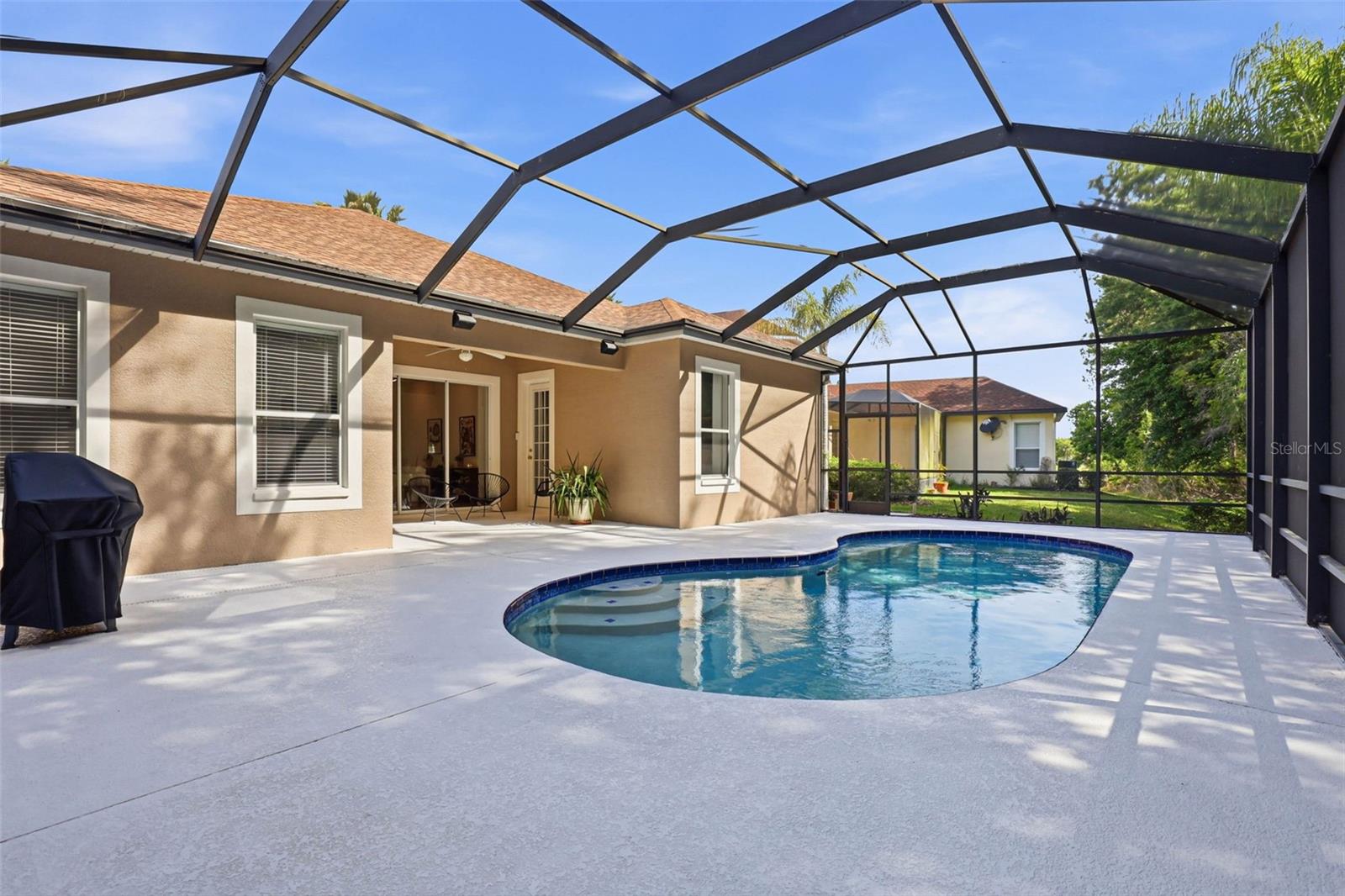 Listing photo id 56 for 8123 Camella Lane