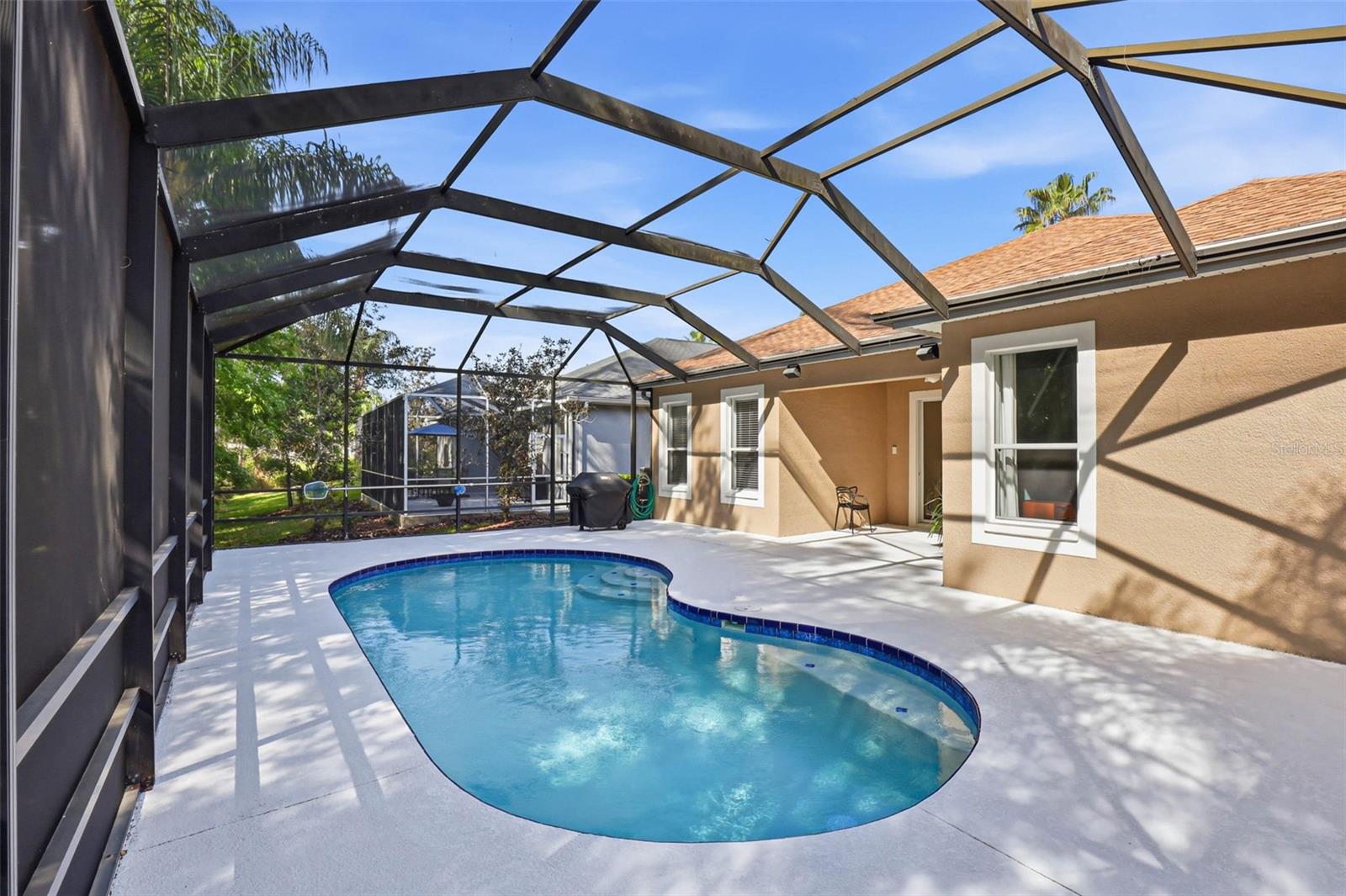 Listing photo id 58 for 8123 Camella Lane