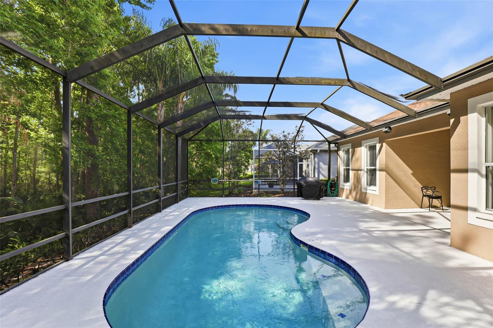 Listing photo id 59 for 8123 Camella Lane