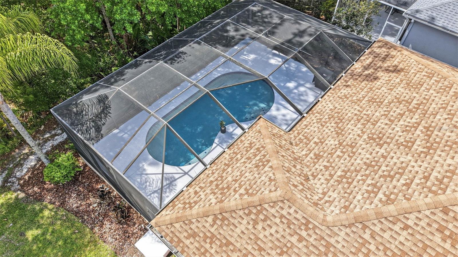 Listing photo id 73 for 8123 Camella Lane