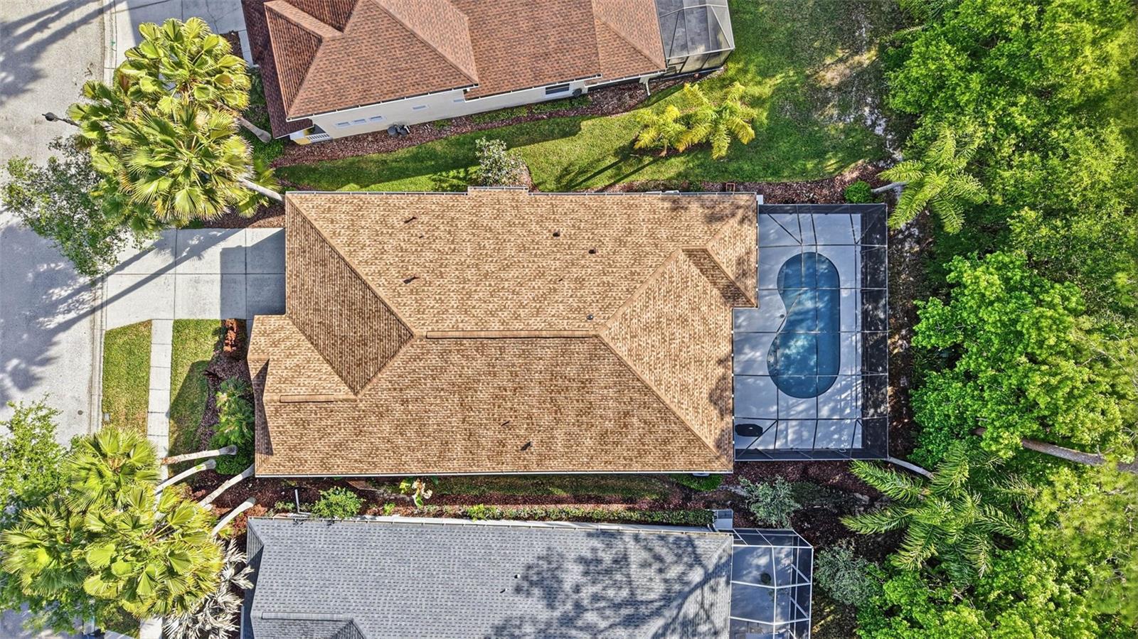 Listing photo id 74 for 8123 Camella Lane