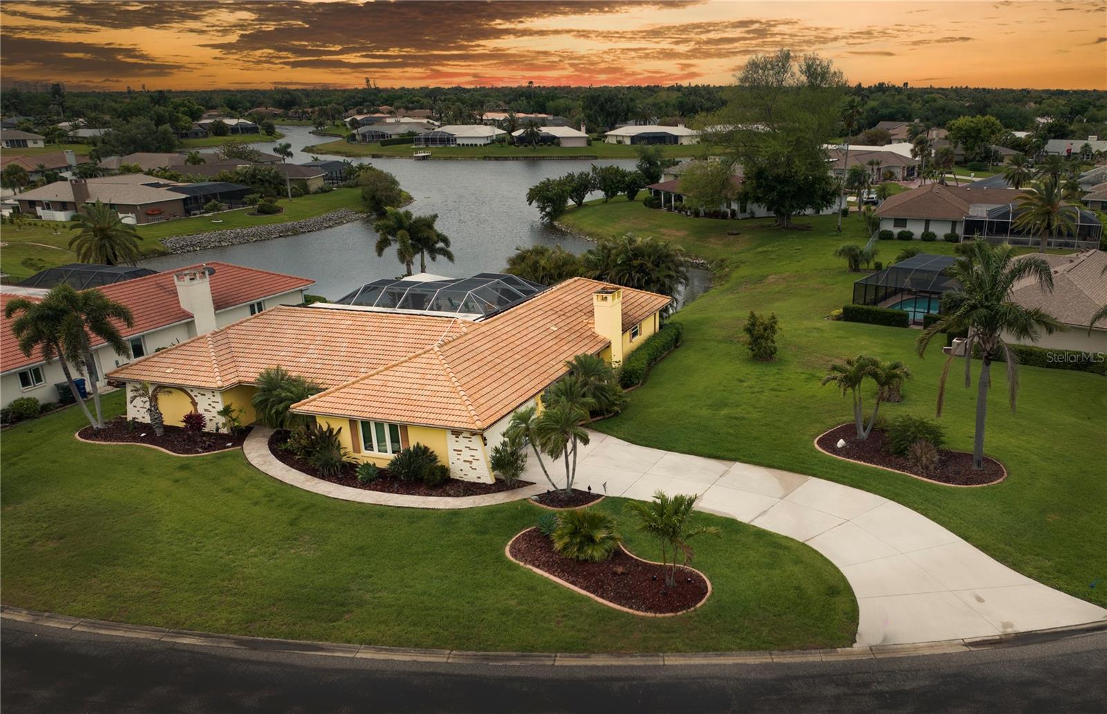 Details for 1800 Liesl Drive E, VENICE, FL 34293