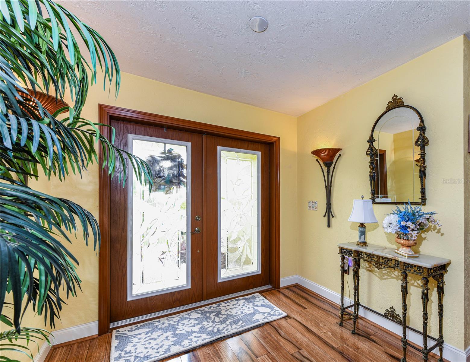 Image 11 of 30 For 1800 Liesl Drive E