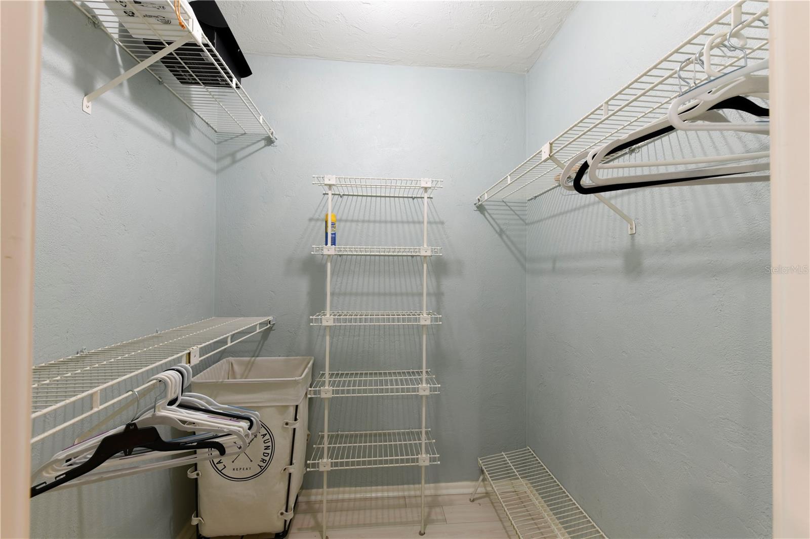 Image 16 of 30 For 1800 Liesl Drive E