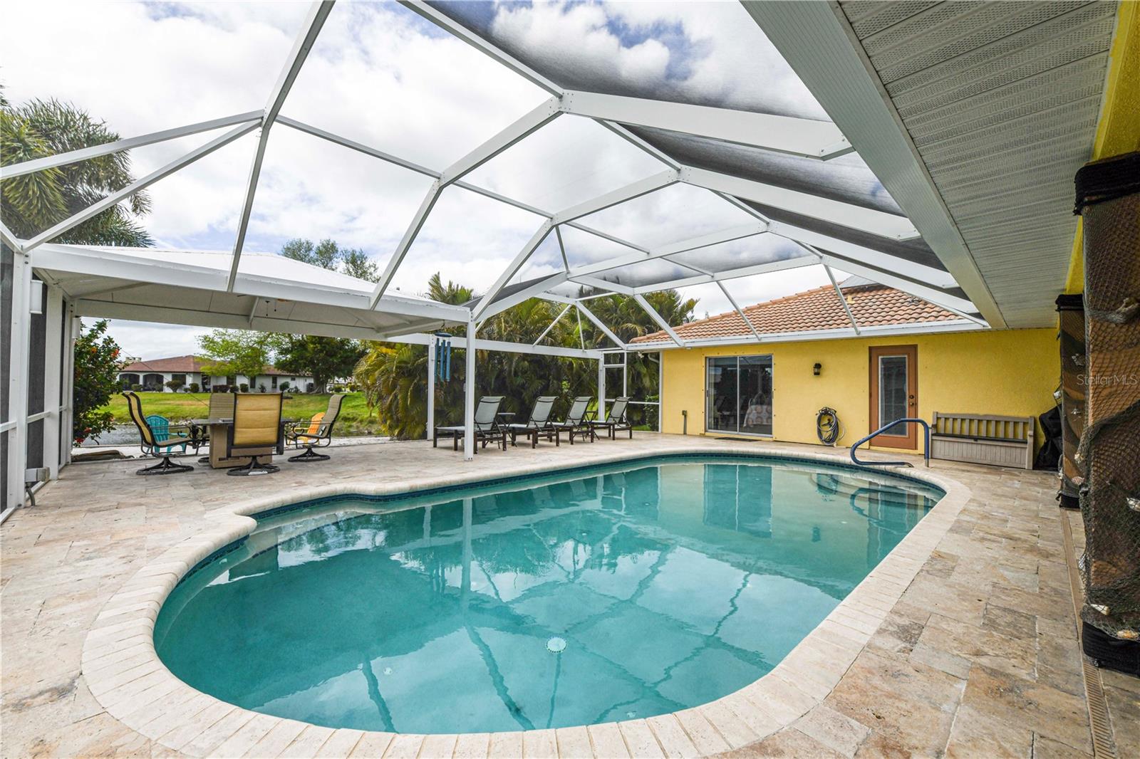 Image 24 of 30 For 1800 Liesl Drive E