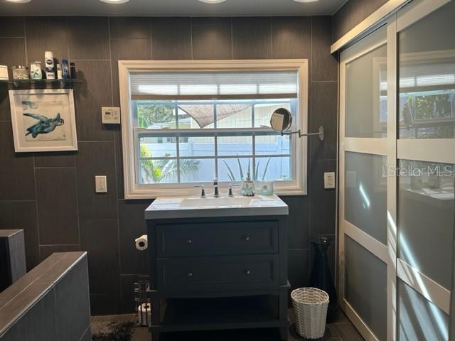 Image 13 of 32 For 6332 11th Avenue S