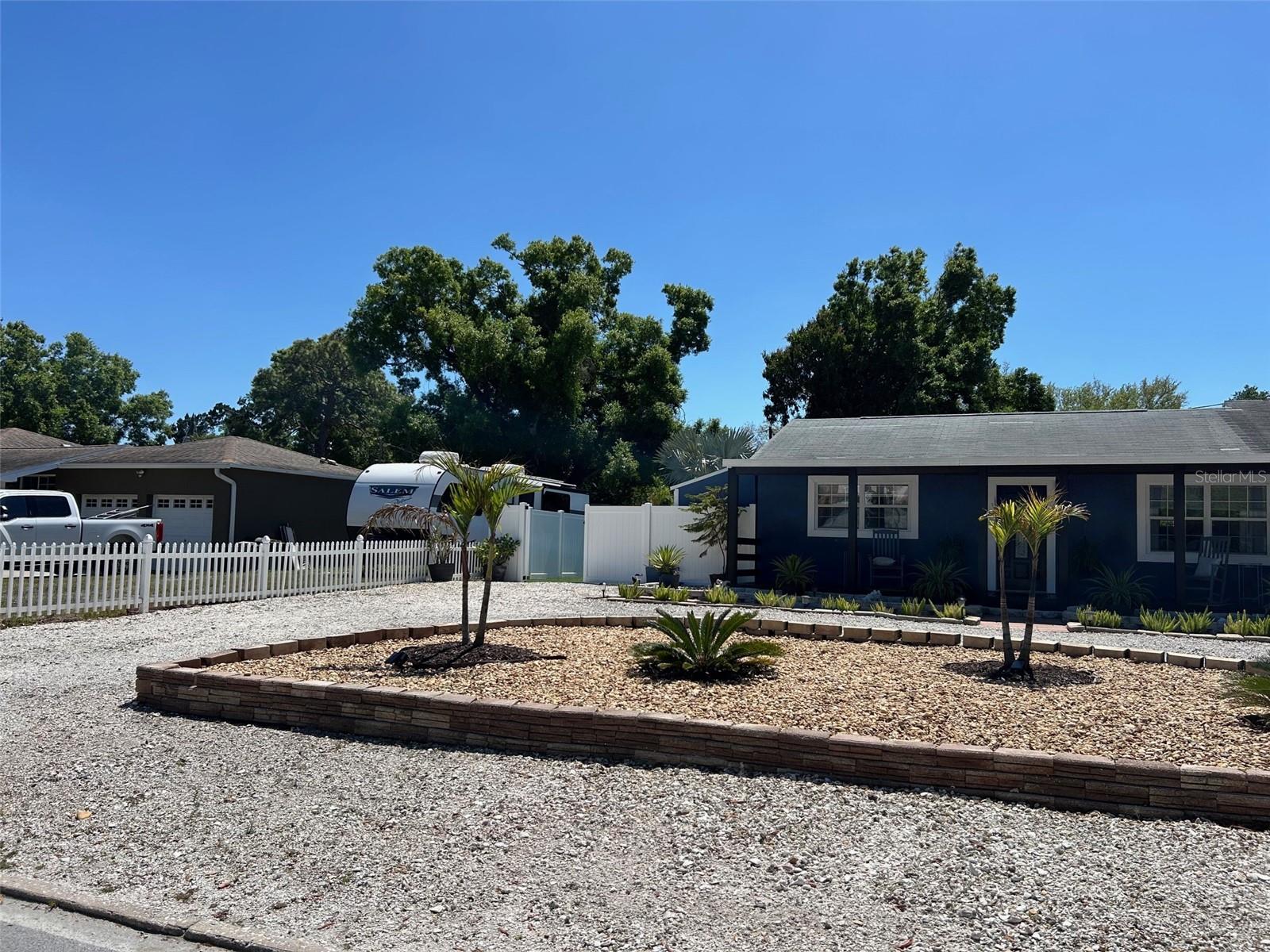 Image 2 of 32 For 6332 11th Avenue S