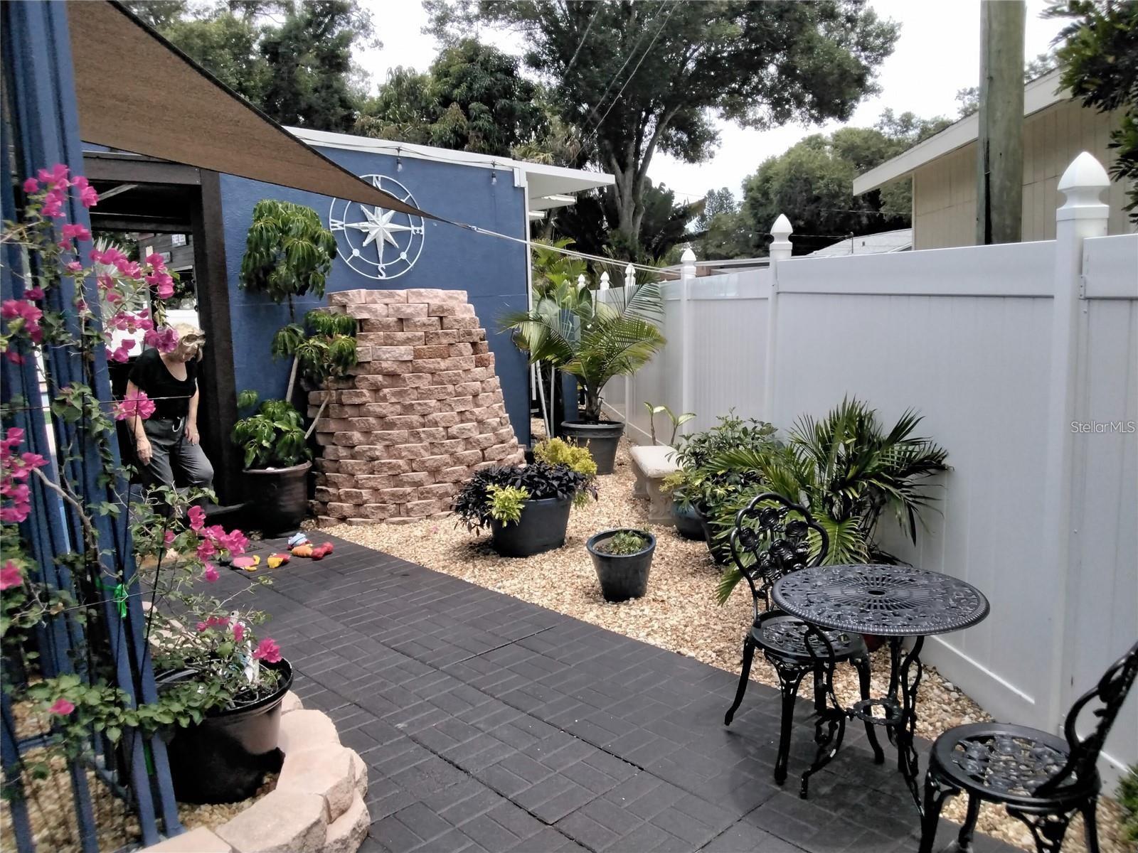 Image 22 of 32 For 6332 11th Avenue S