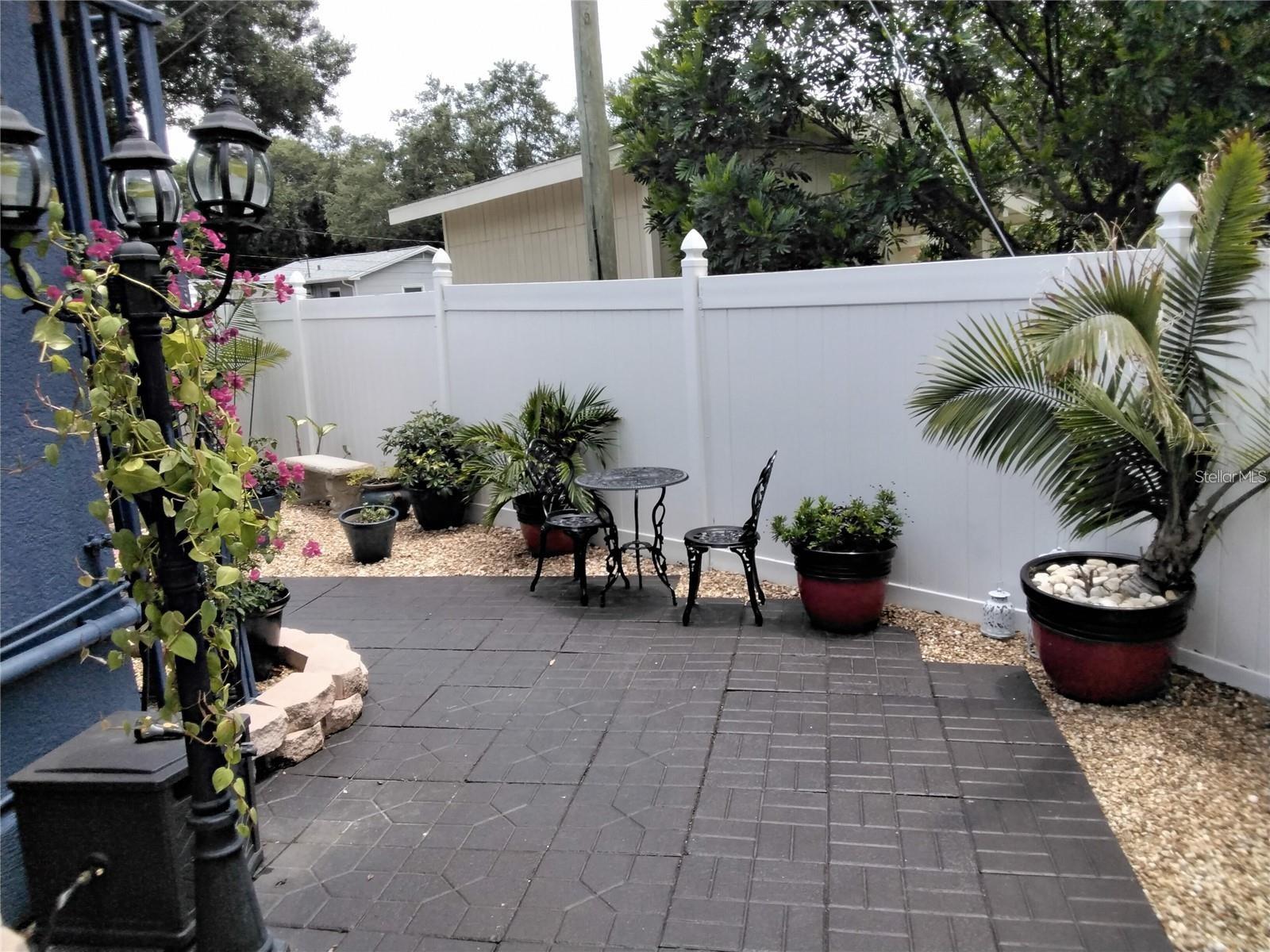 Image 24 of 32 For 6332 11th Avenue S