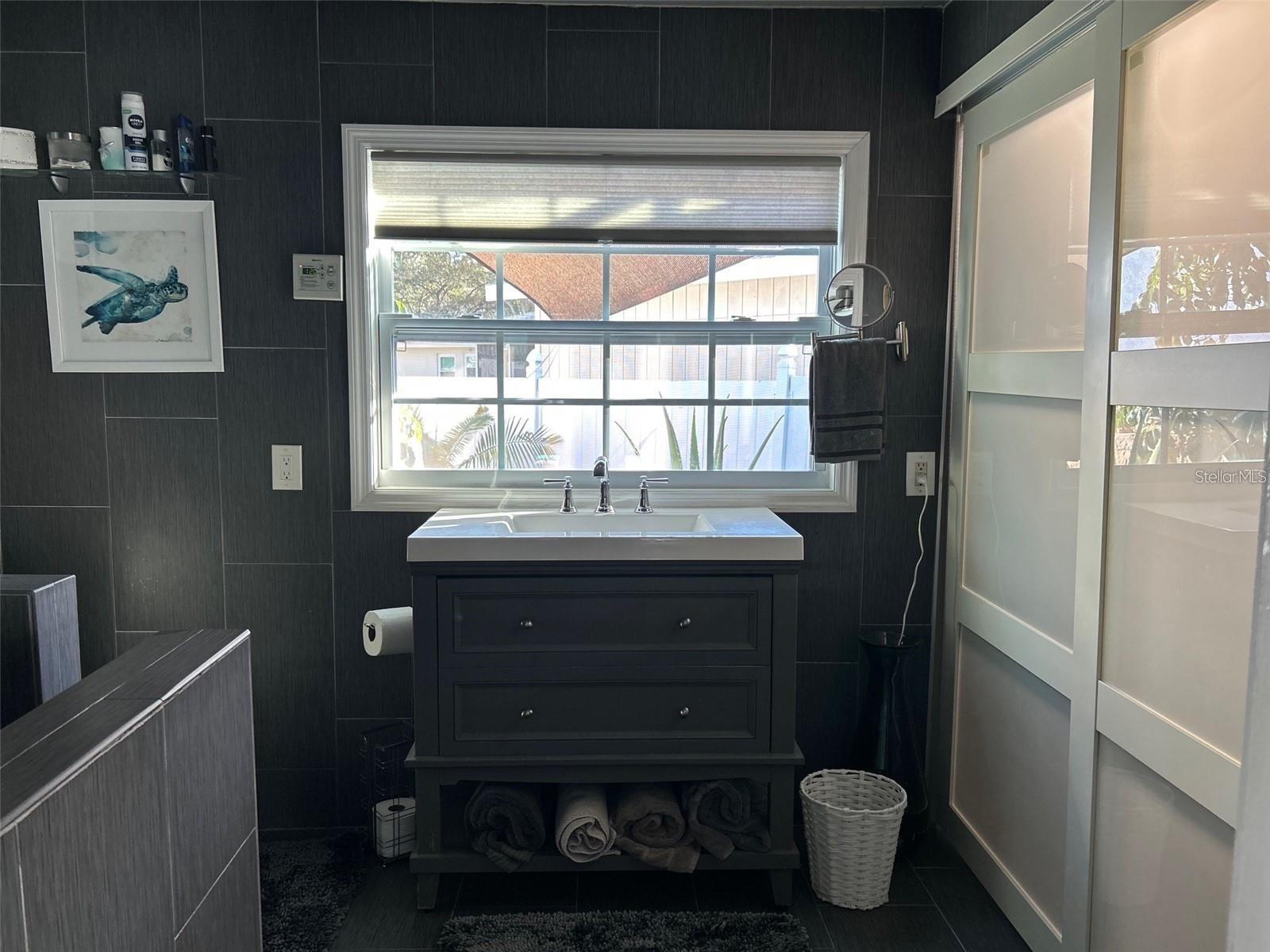 Image 27 of 32 For 6332 11th Avenue S