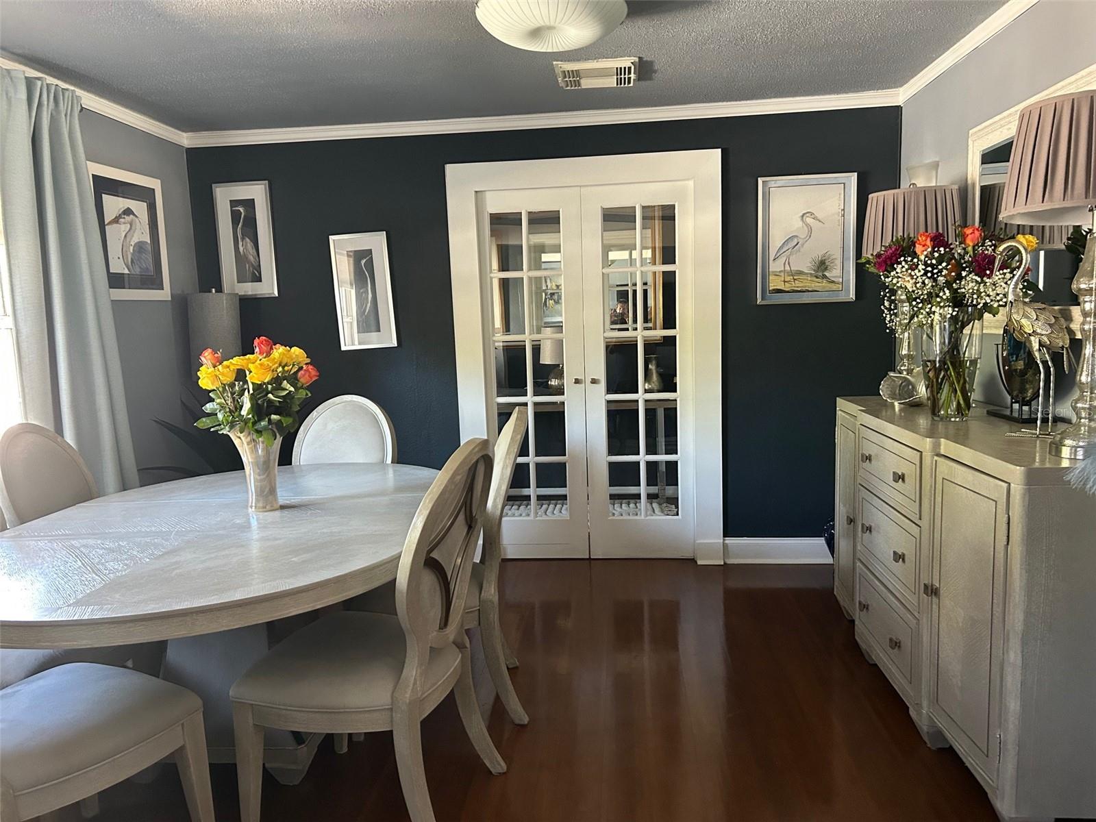 Image 6 of 32 For 6332 11th Avenue S