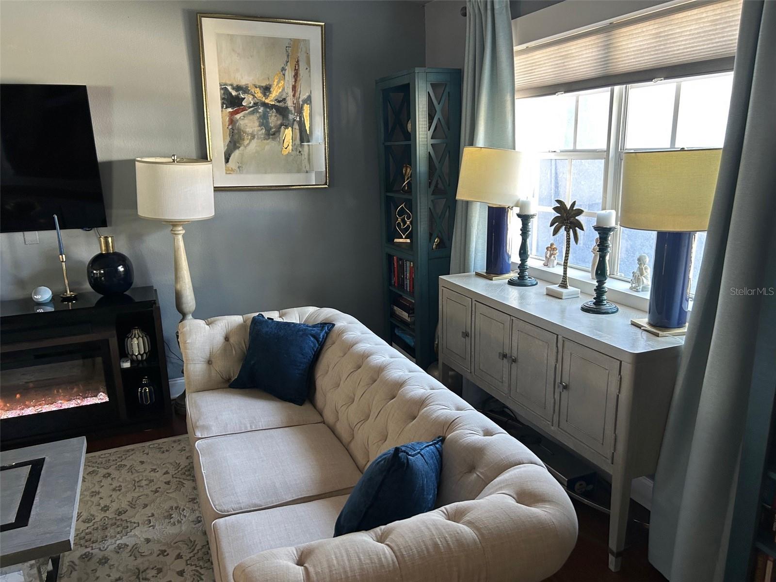 Image 7 of 32 For 6332 11th Avenue S