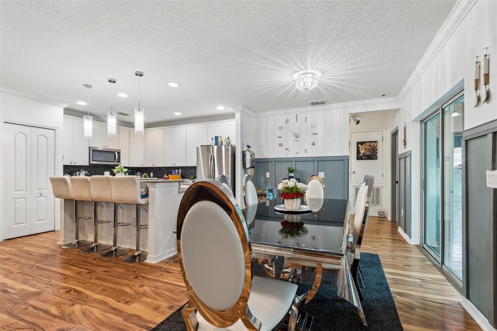 Image 13 of 35 For 13046 Linden Drive