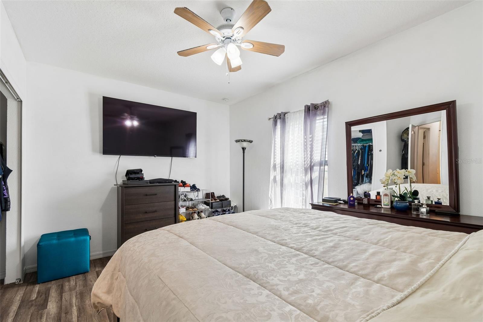 Image 28 of 35 For 13046 Linden Drive