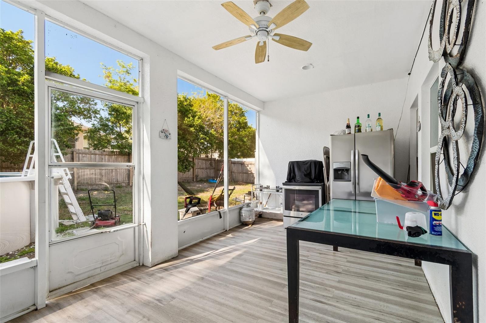 Image 29 of 35 For 13046 Linden Drive