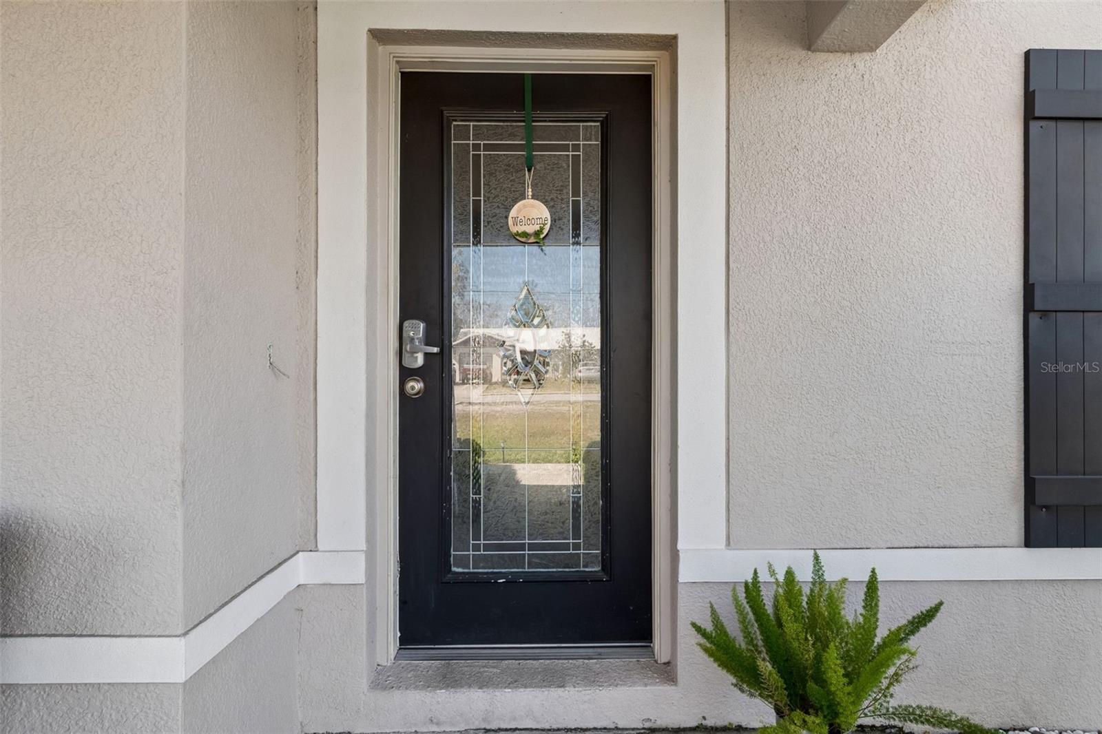 Image 4 of 35 For 13046 Linden Drive