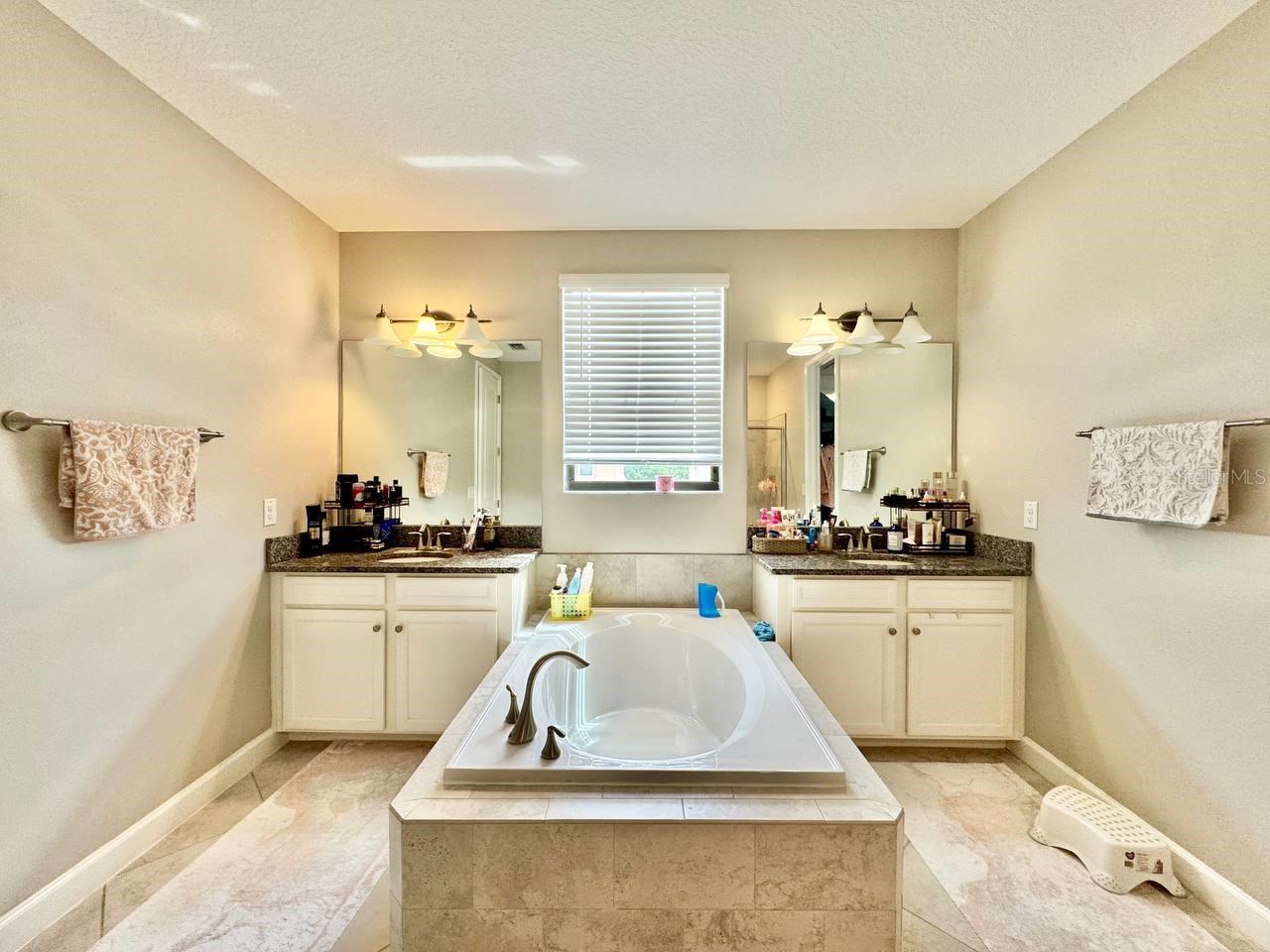 Image 20 of 45 For 2854 Hilliard Drive